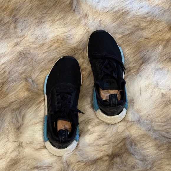 NMD R1 Icey Blue - Picture 6 of 10